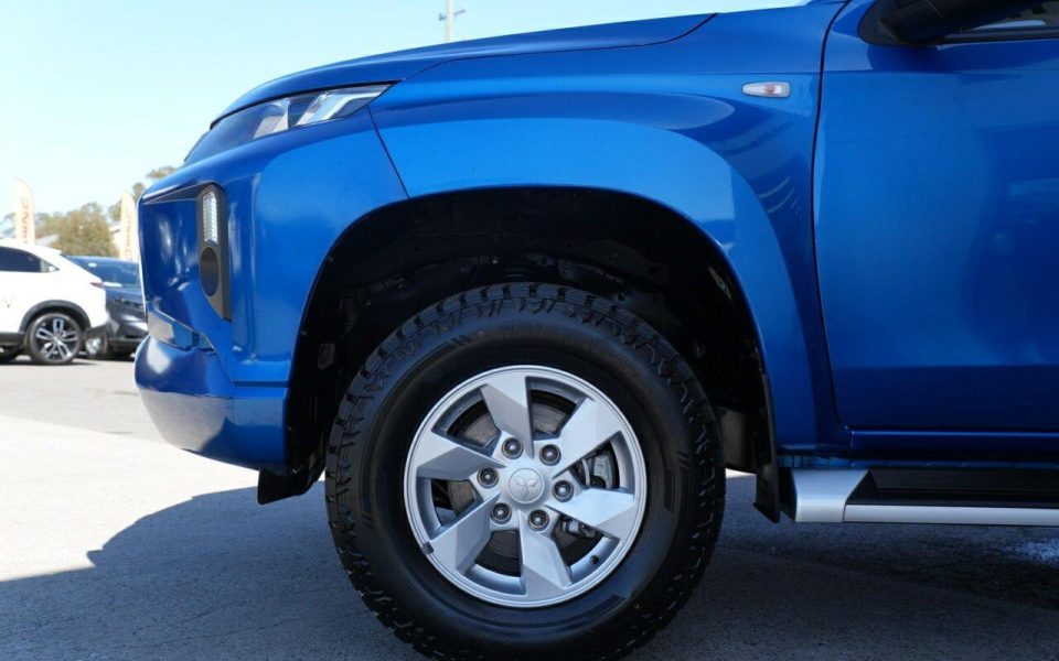 2020 Mitsubishi Triton GLX+