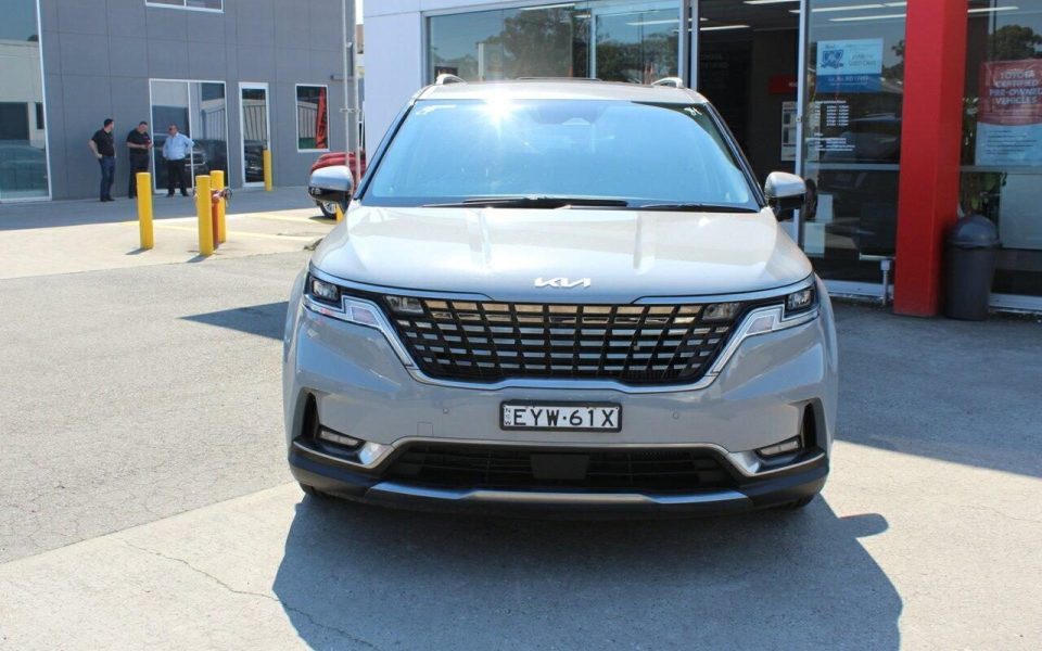 2023 Kia Carnival Special Edition