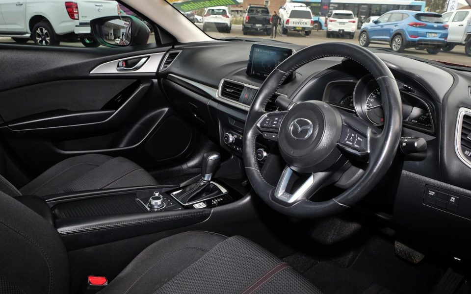 2016 MAZDA MAZDA3 SP25