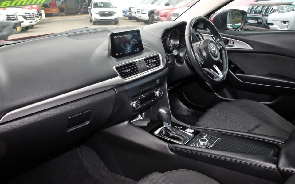 2016 MAZDA MAZDA3 SP25