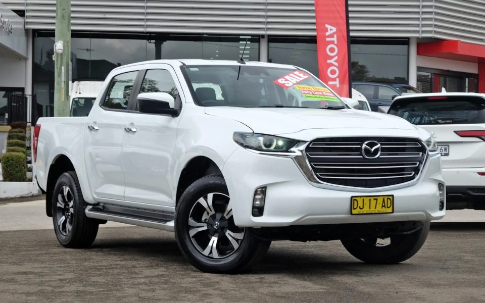 2023 MAZDA BT-50 XTR