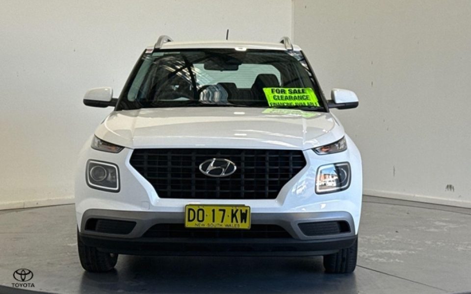 2025 Hyundai Venue Base