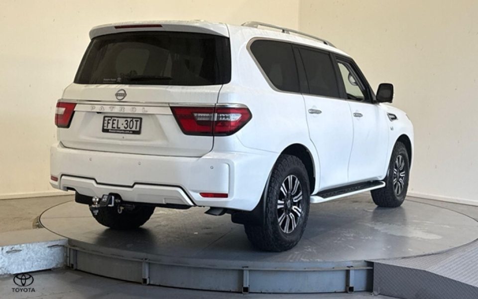 2023 Nissan Patrol Ti-L