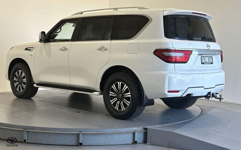 2023 Nissan Patrol Ti-L