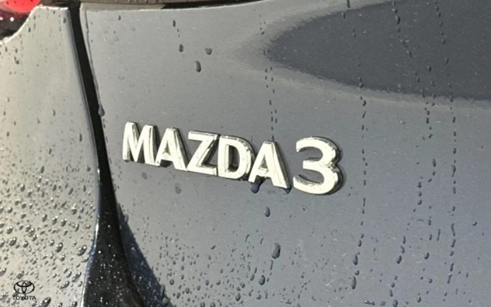 2025 Mazda 3 G20 Pure