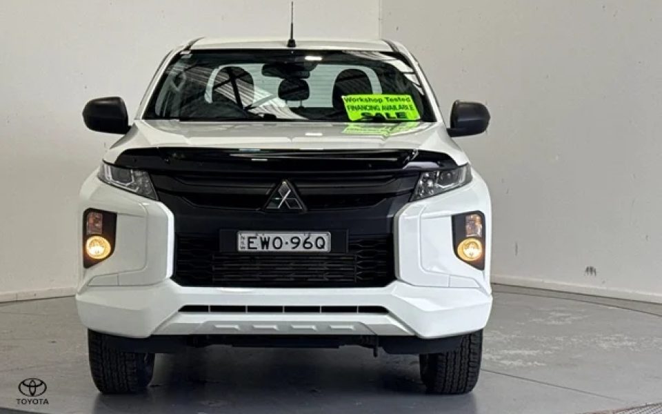 2022 Mitsubishi Triton GLX+