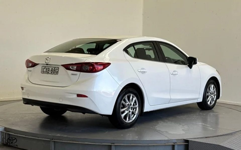 2014 Mazda 3 Maxx