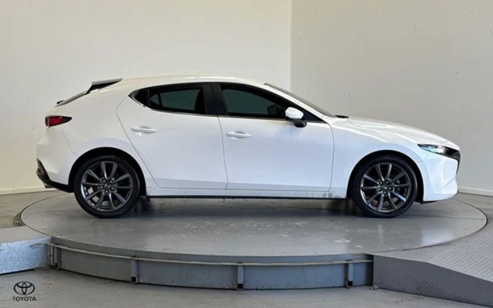 2022 Mazda 3 G20 Pure