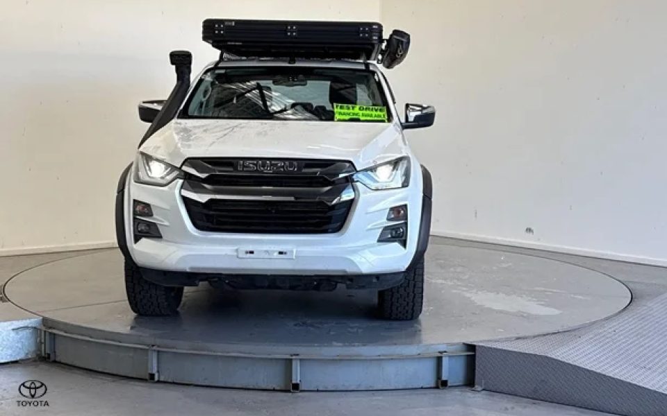 2023 Isuzu D-MAX LS-U