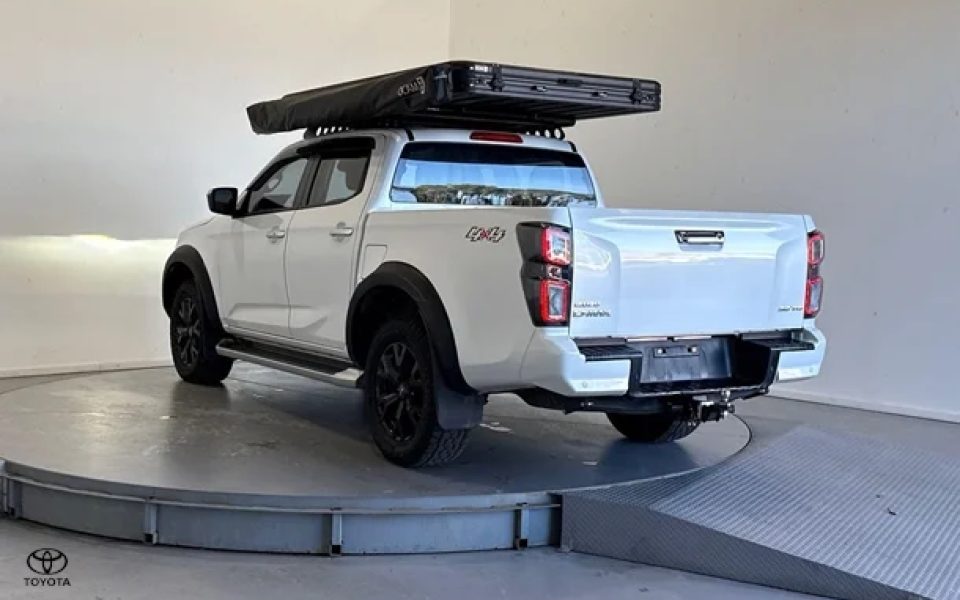2023 Isuzu D-MAX LS-U
