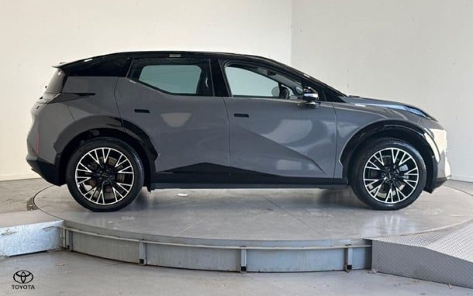 2024 Zeekr X AWD