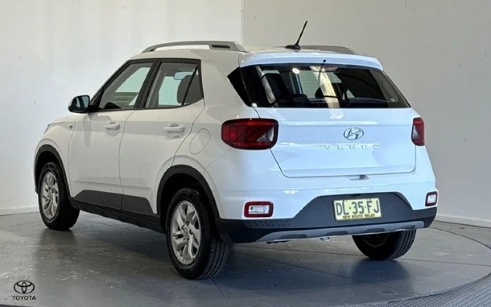 2024 Hyundai Venue Base