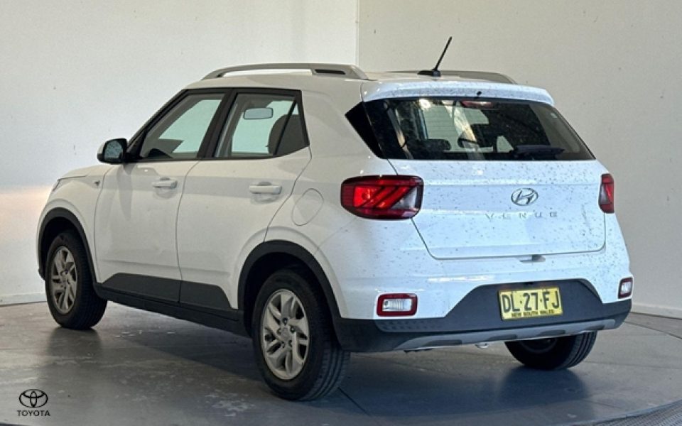 2024 Hyundai Venue Base