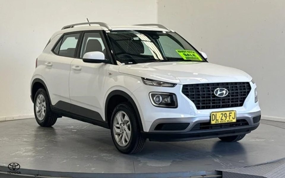 2024 Hyundai Venue Base