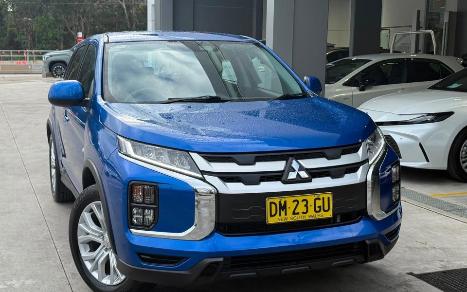 2024 Mitsubishi ASX ES