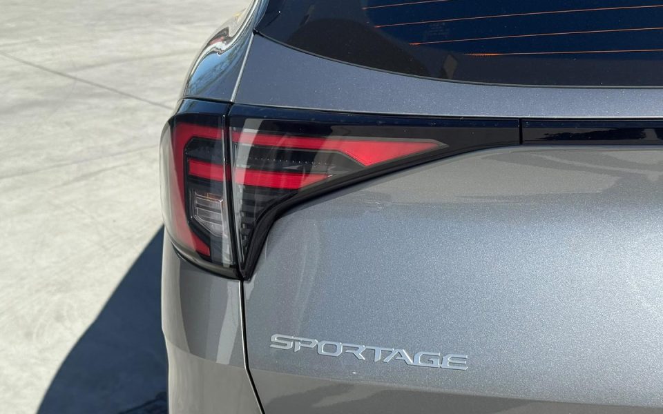 2025 Kia SPORTAGE S