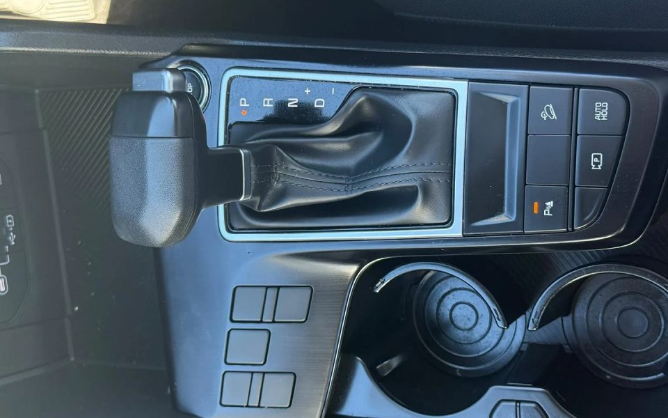 2025 Kia SPORTAGE S