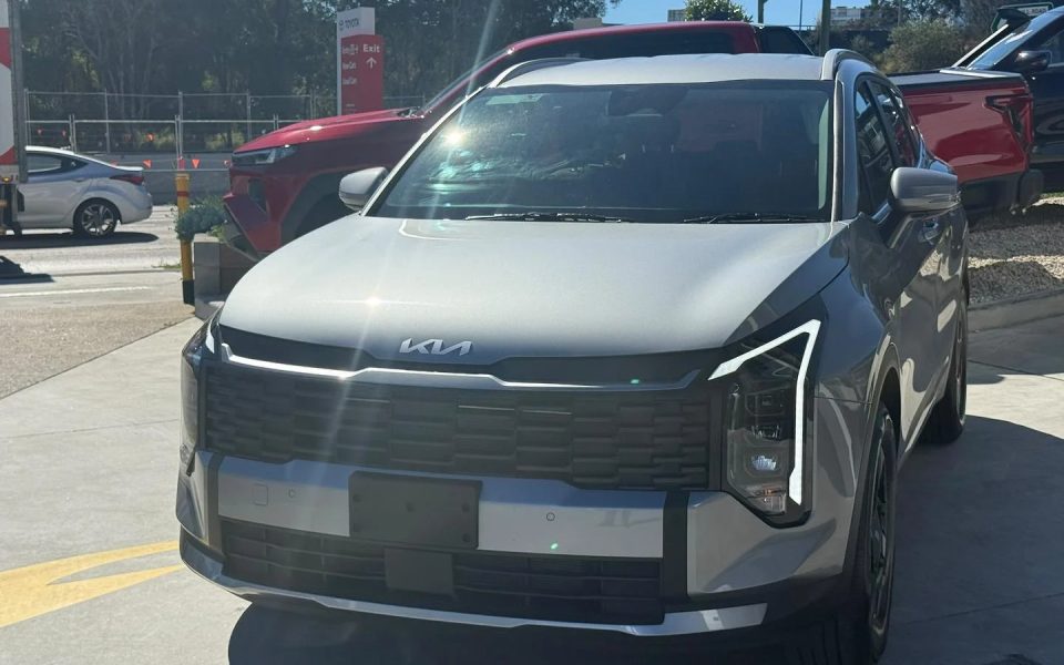 2025 Kia SPORTAGE S