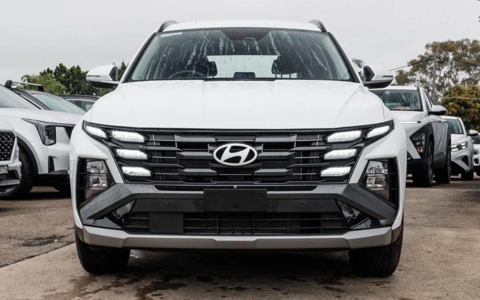 2025 Hyundai TUCSON Base
