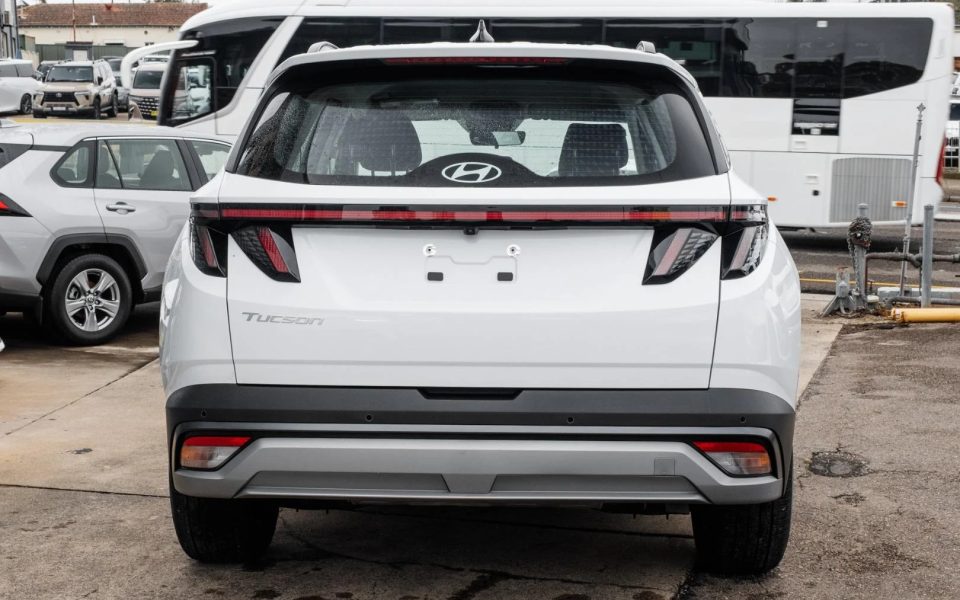 2025 Hyundai TUCSON Base