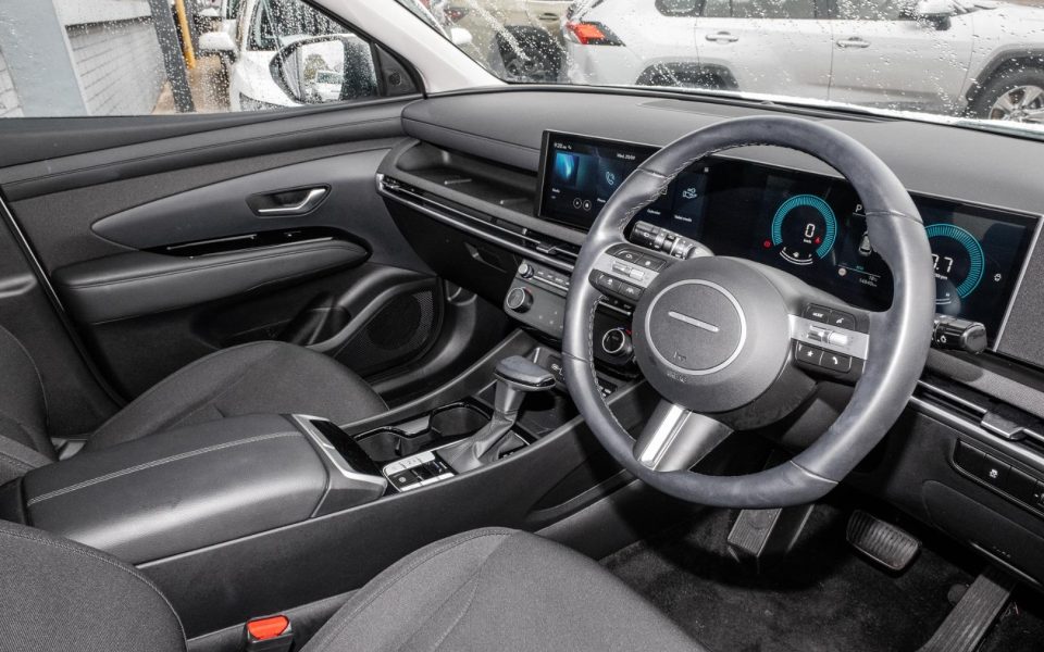 2025 Hyundai TUCSON Base
