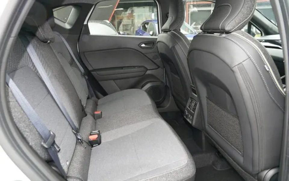 2025 Mitsubishi ASX XE 25MY Aspire DCT Crystal White 7 Speed Sports Automatic Dual Clutch Wagon