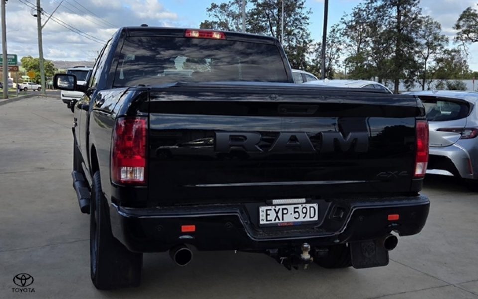 2022 RAM 1500 Express RamBox