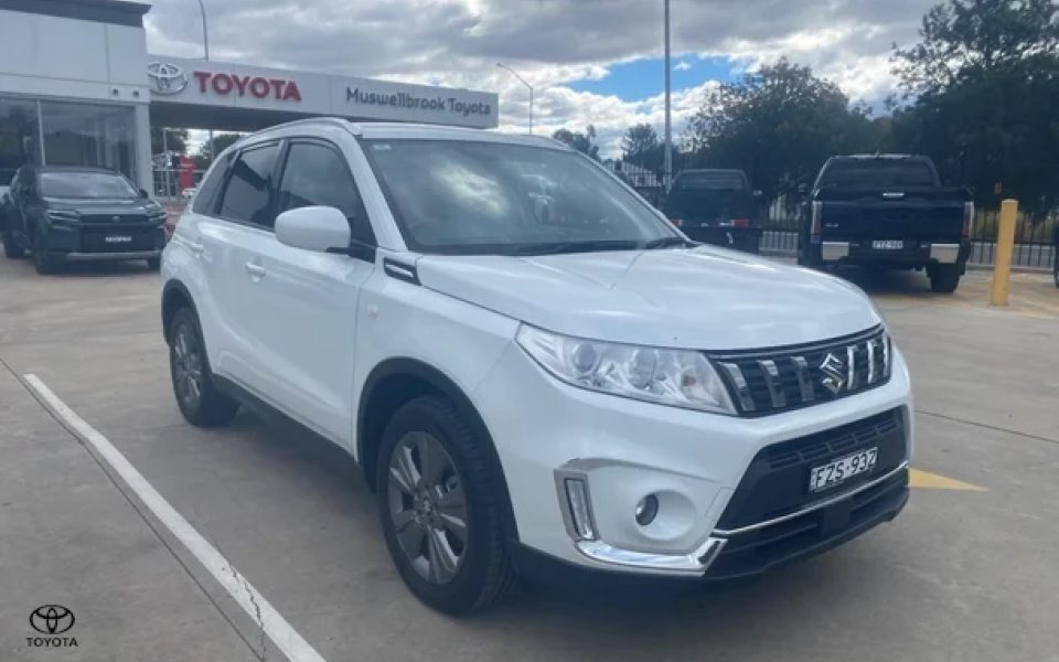 2022 Suzuki Vitara Base