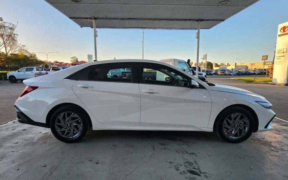 2024 Hyundai i30 Hybrid
