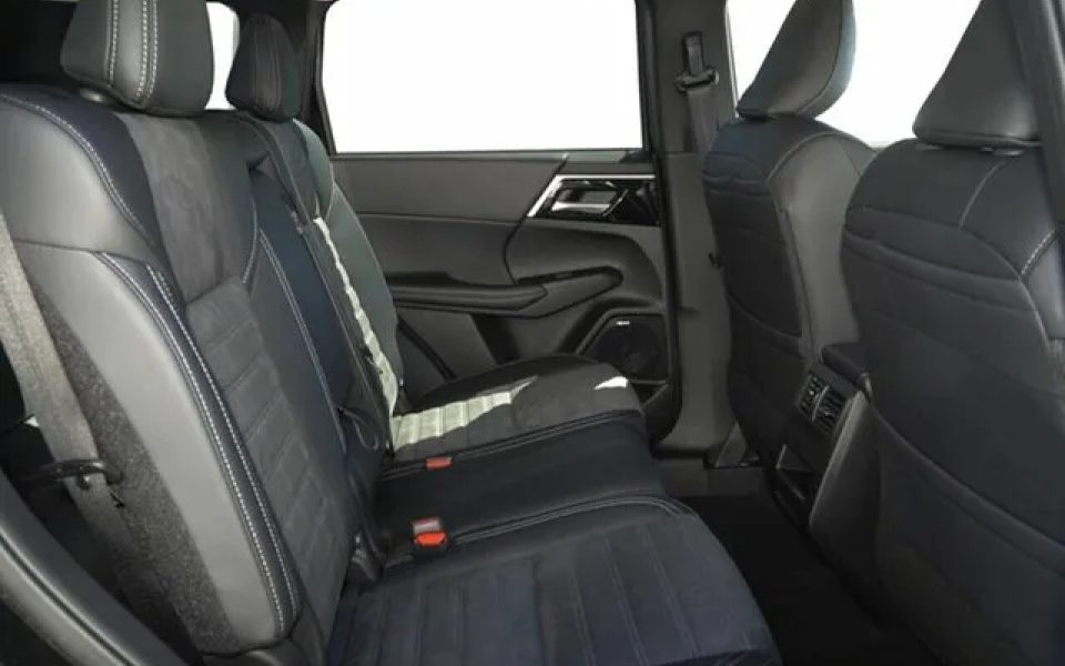 2025 Mitsubishi Outlander ZM MY25 Aspire 2WD Black Diamond 8 Speed Constant Variable Wagon