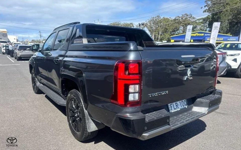 2024 Mitsubishi Triton GSR