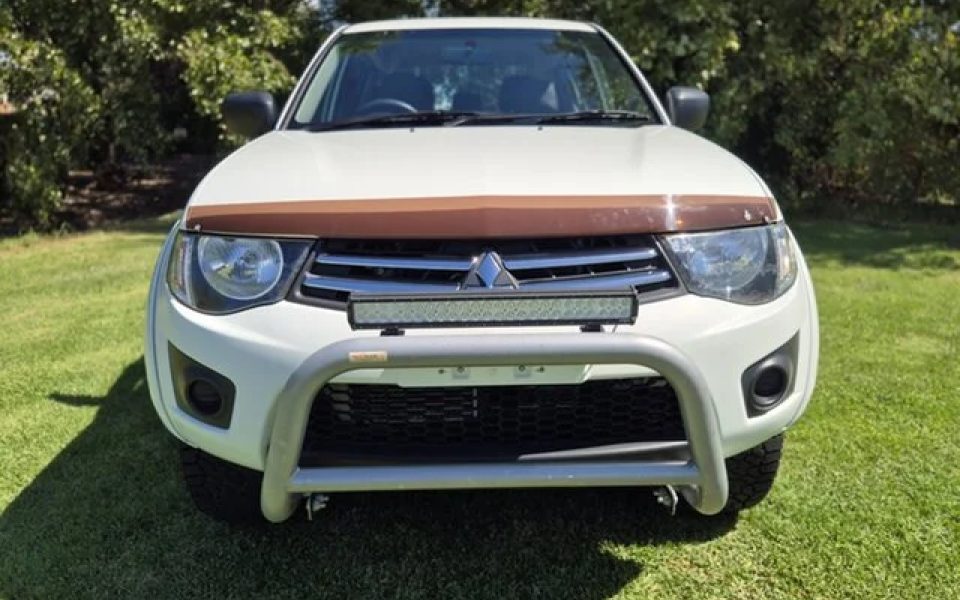 2015 Mitsubishi Triton GLX