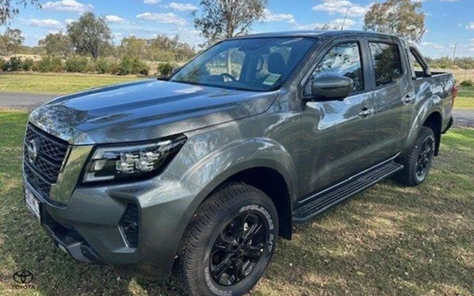 2024 Nissan Navara ST