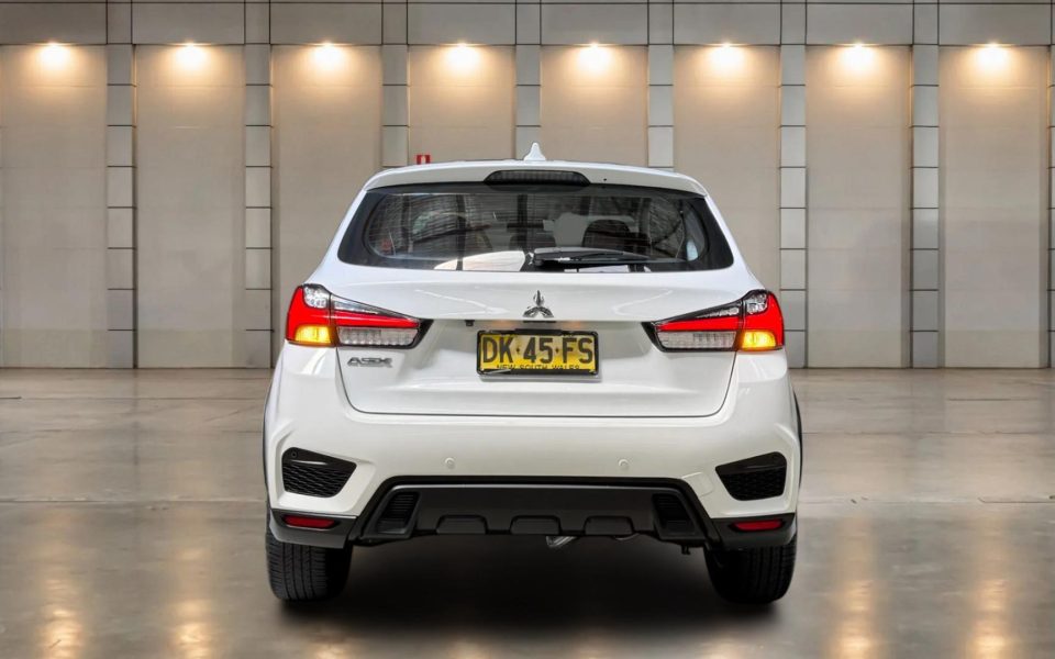 2024 Mitsubishi ASX ES