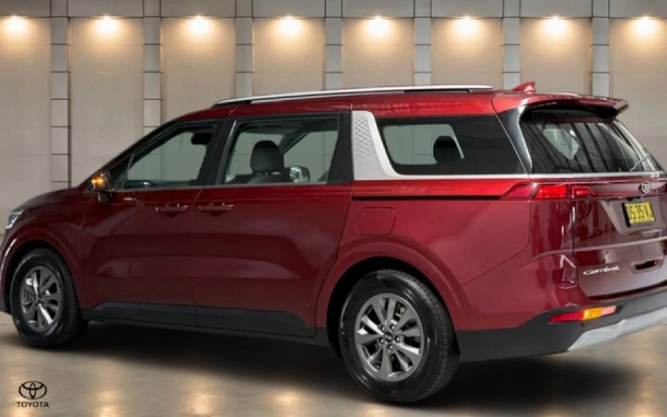 2021 Kia Carnival S