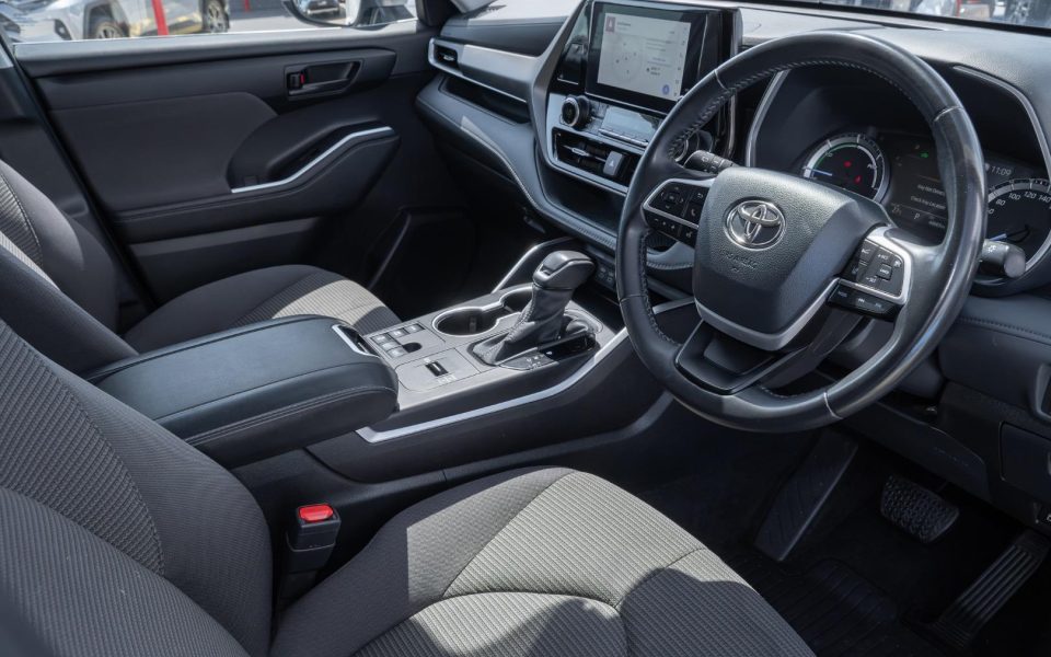 2024 Toyota Kluger Hybrid GX AWD