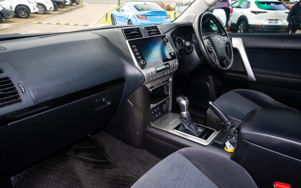 2020 Toyota Prado GXL