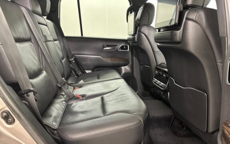 2023 Toyota Landcruiser Sahara