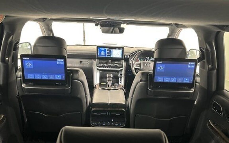2023 Toyota Landcruiser Sahara