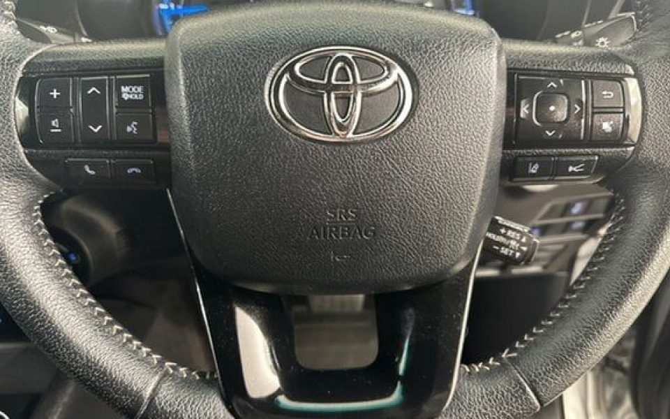 2022 Toyota Hilux Rugged X