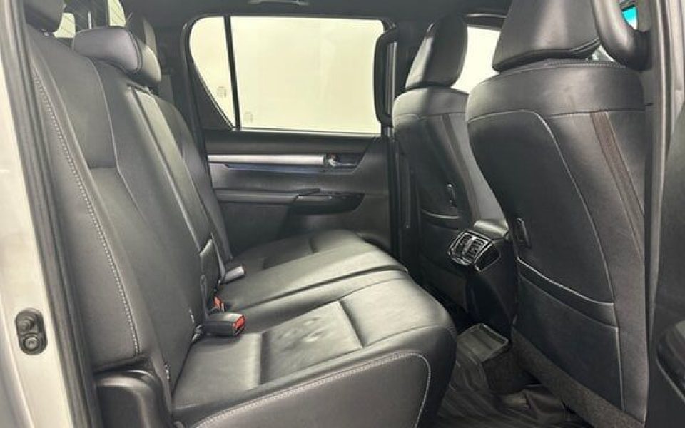 2022 Toyota Hilux Rugged X