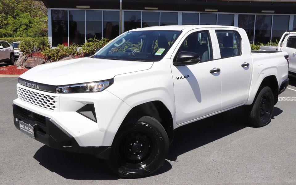 2025 Toyota Hilux 4x2 Workmate