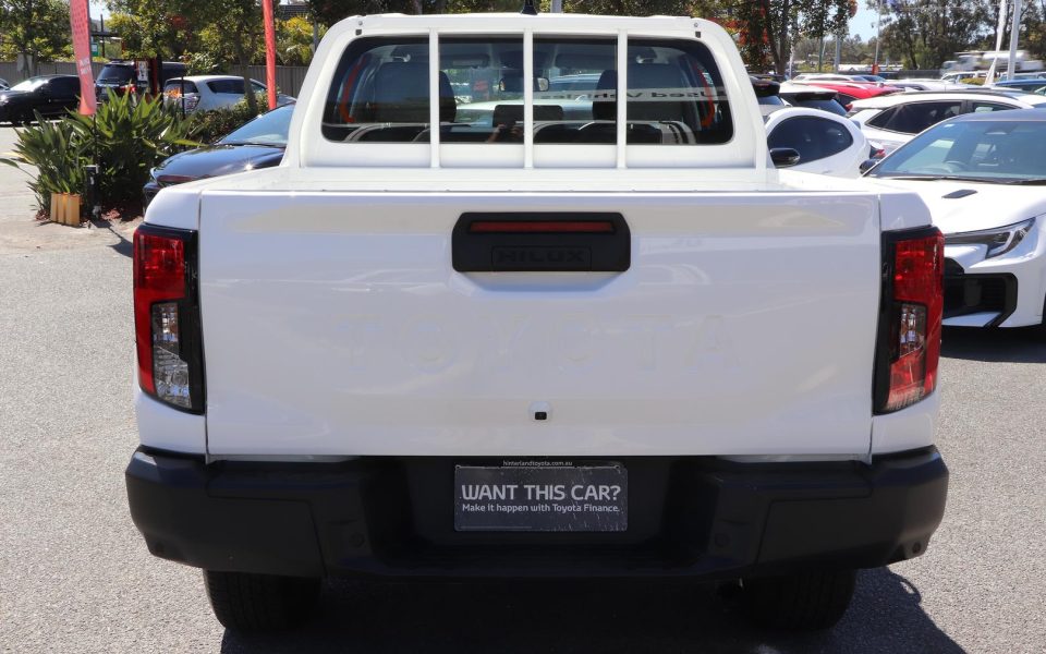 2025 Toyota Hilux 4x2 Workmate