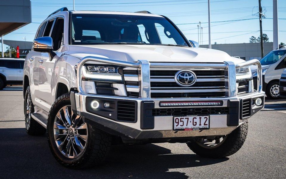 2022 Toyota LANDCRUISER Sahara ZX