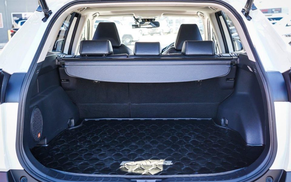 2019 Toyota RAV4 Cruiser-AWD