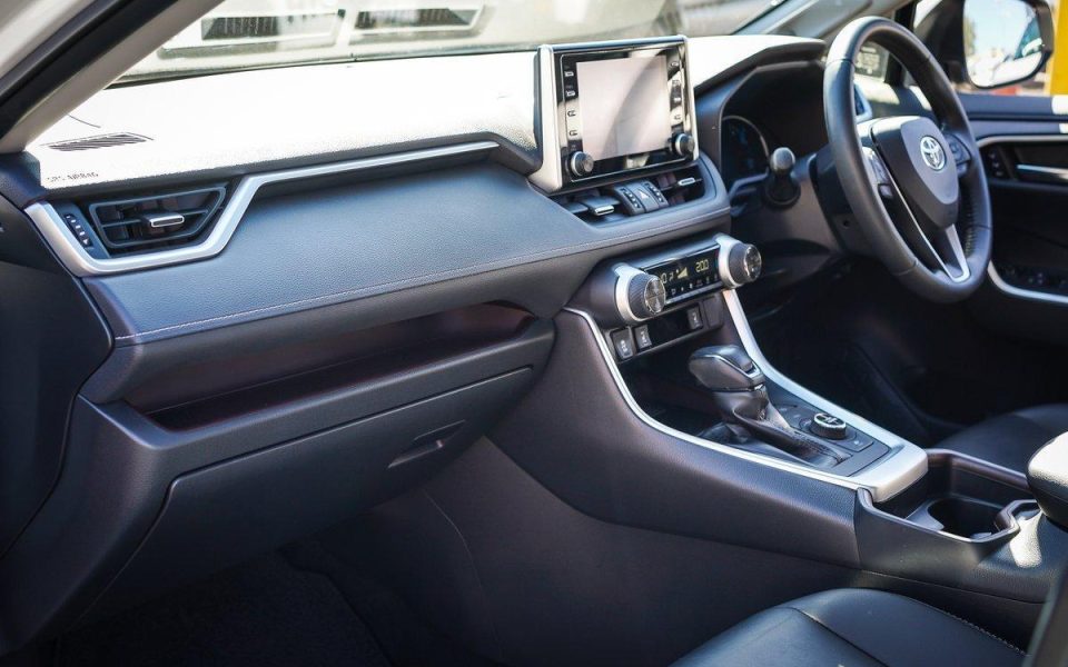 2019 Toyota RAV4 Cruiser-AWD