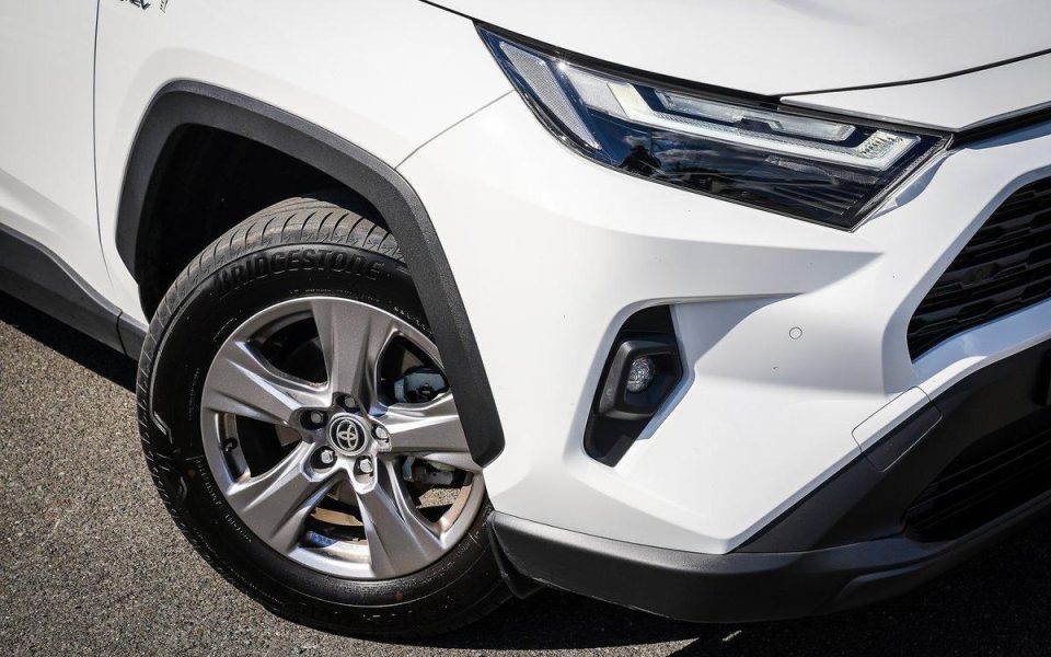 2025 Toyota RAV 4 Hybrid GX AWD