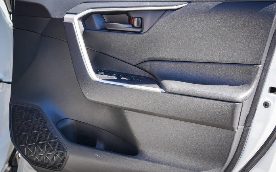 2025 Toyota RAV 4 Hybrid GX AWD