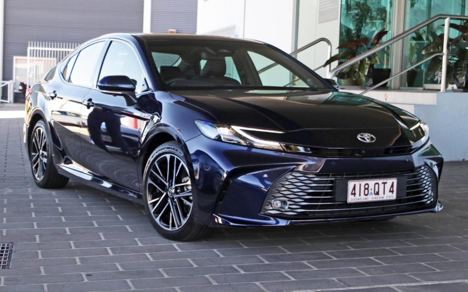 2025 Toyota Camry SL