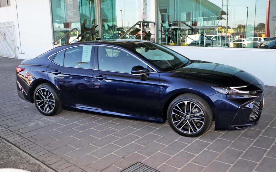 2025 Toyota Camry SL
